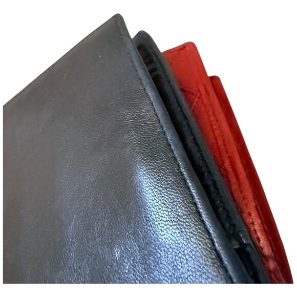CHANEL Red and Black Vintage Wallet Bundle - Picture 15 of 16